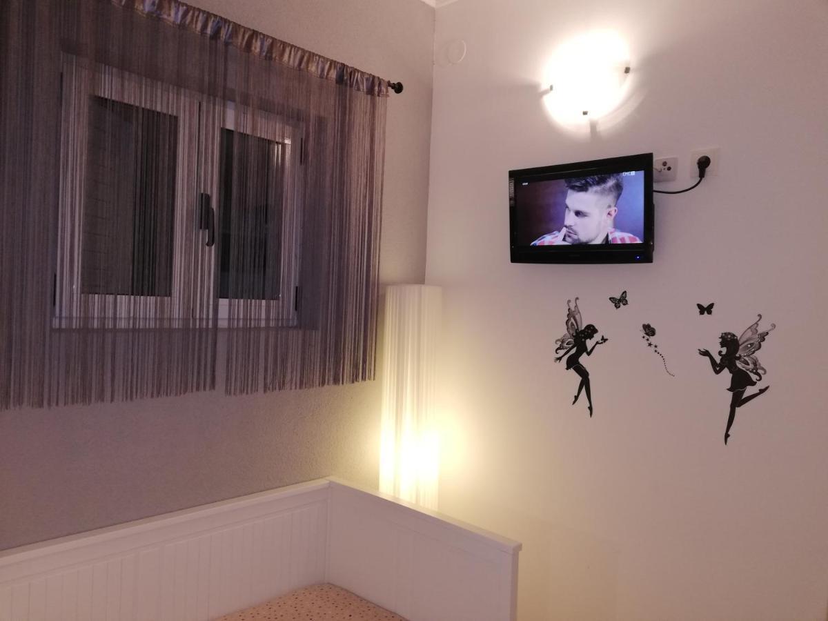 Apartman Komadina Hotell Makarska Exteriör bild