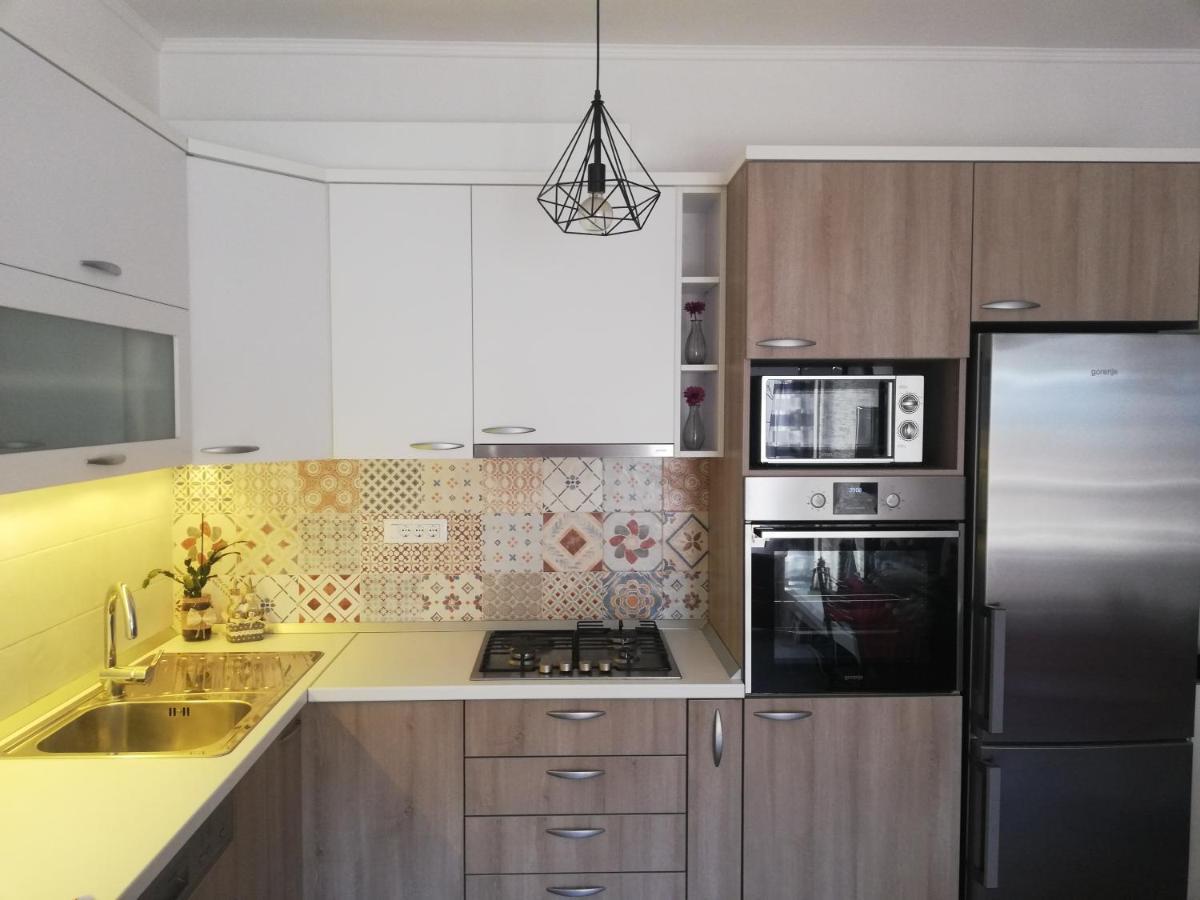 Apartman Komadina Hotell Makarska Exteriör bild