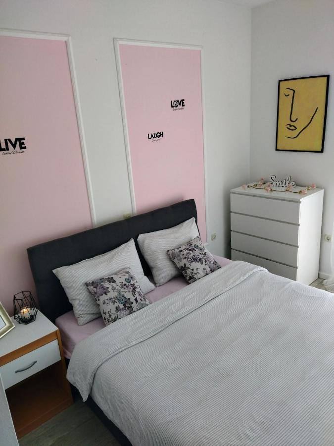 Apartman Komadina Hotell Makarska Exteriör bild